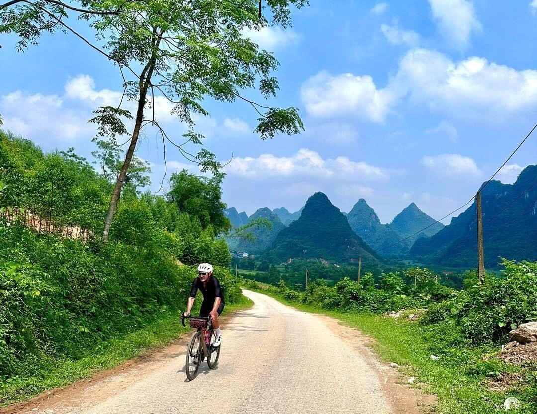 Northeast Vietnam Bike Tour 7 Days